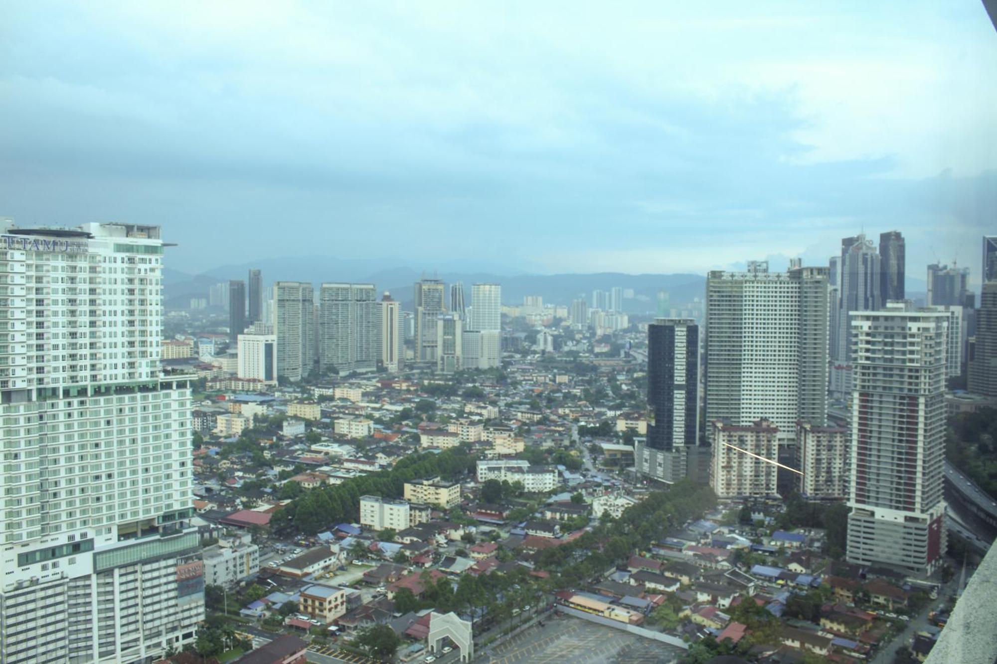 Deluxe Klcc Sky Pool By Alaman Apartemen *
